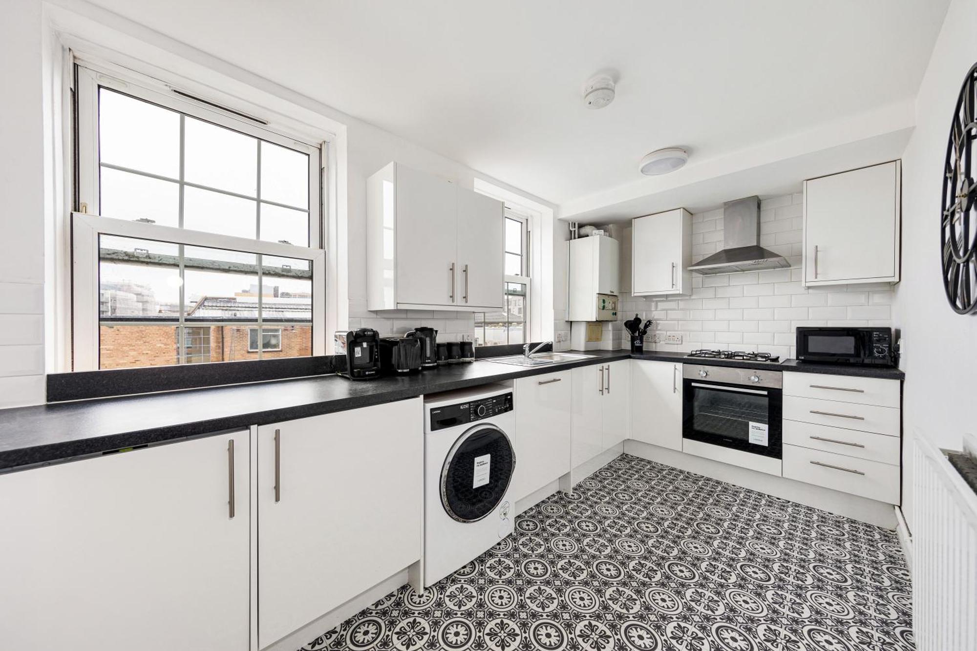 Sleek Shoreditch Hideout - 2 Bed Gem With Balcony In Central Londyn Zewnętrze zdjęcie