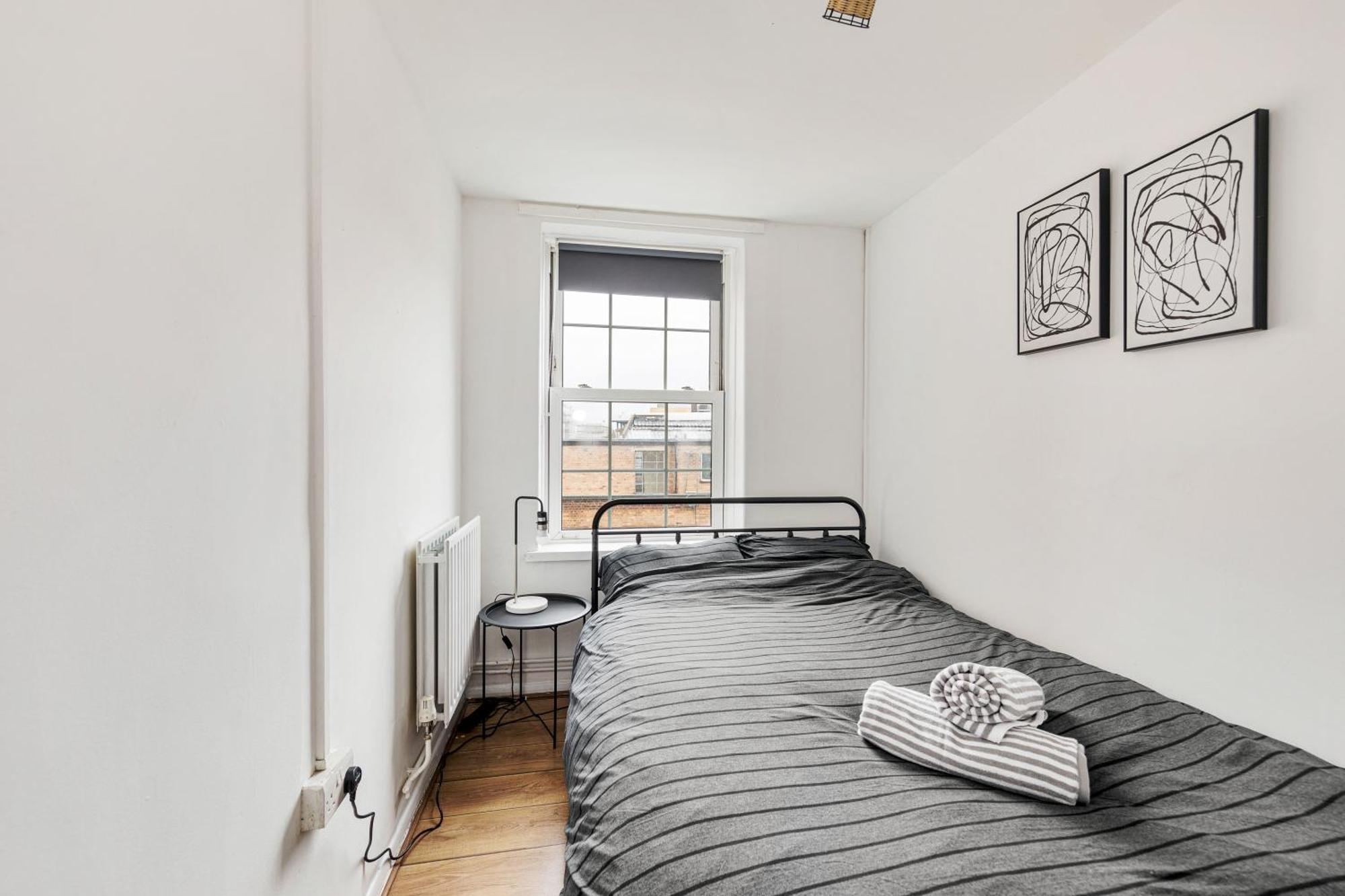 Sleek Shoreditch Hideout - 2 Bed Gem With Balcony In Central Londyn Zewnętrze zdjęcie
