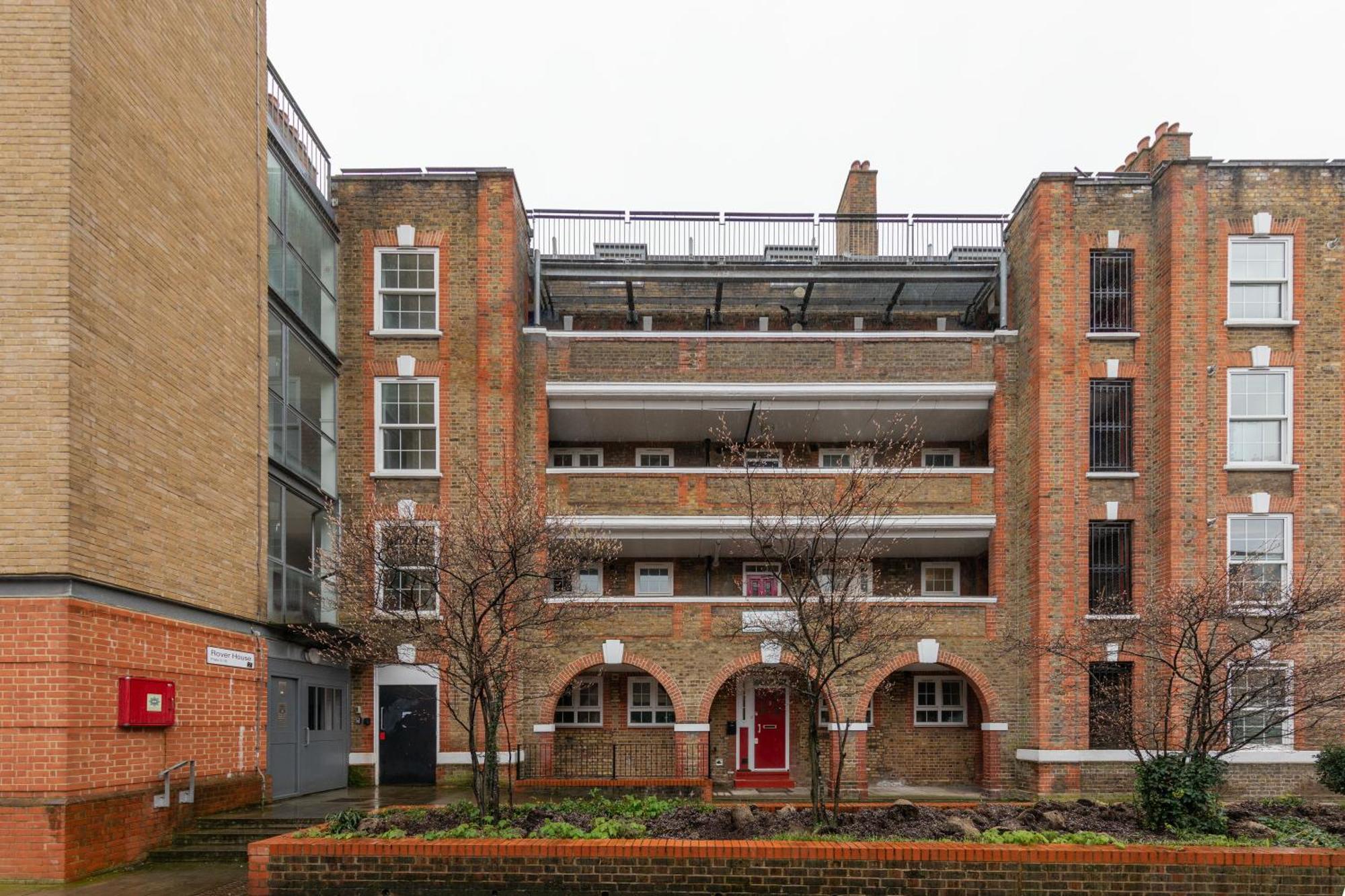 Sleek Shoreditch Hideout - 2 Bed Gem With Balcony In Central Londyn Zewnętrze zdjęcie